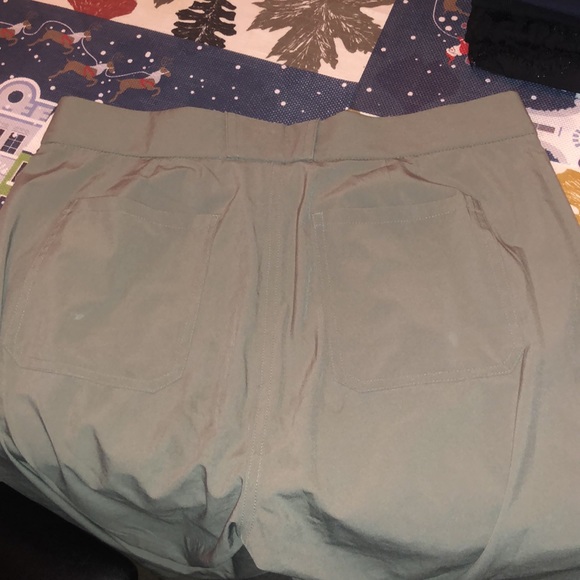 Athleta Grey Pants - Picture 4 of 5